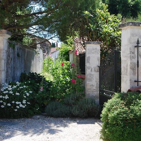 Les Jardins Saint Leonard Hotel Thairé Exterior foto